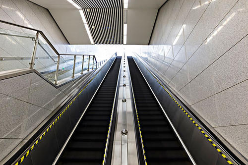 三思泰捷以品質(zhì)與信譽(yù)征服國(guó)內(nèi)電梯行業(yè)用戶